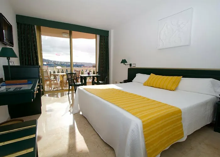 Cleopatra Palace Hotel 4*