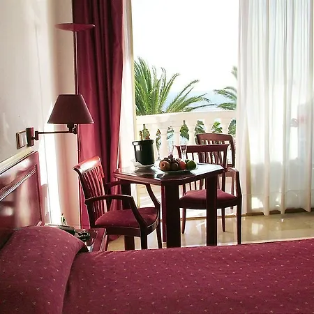 Cleopatra Palace Hotel 4*