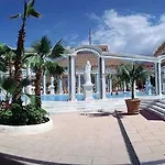Cleopatra Palace Hotel 4*
