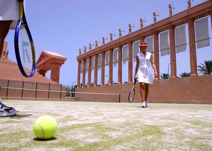 Cleopatra Palace Hotel 4*